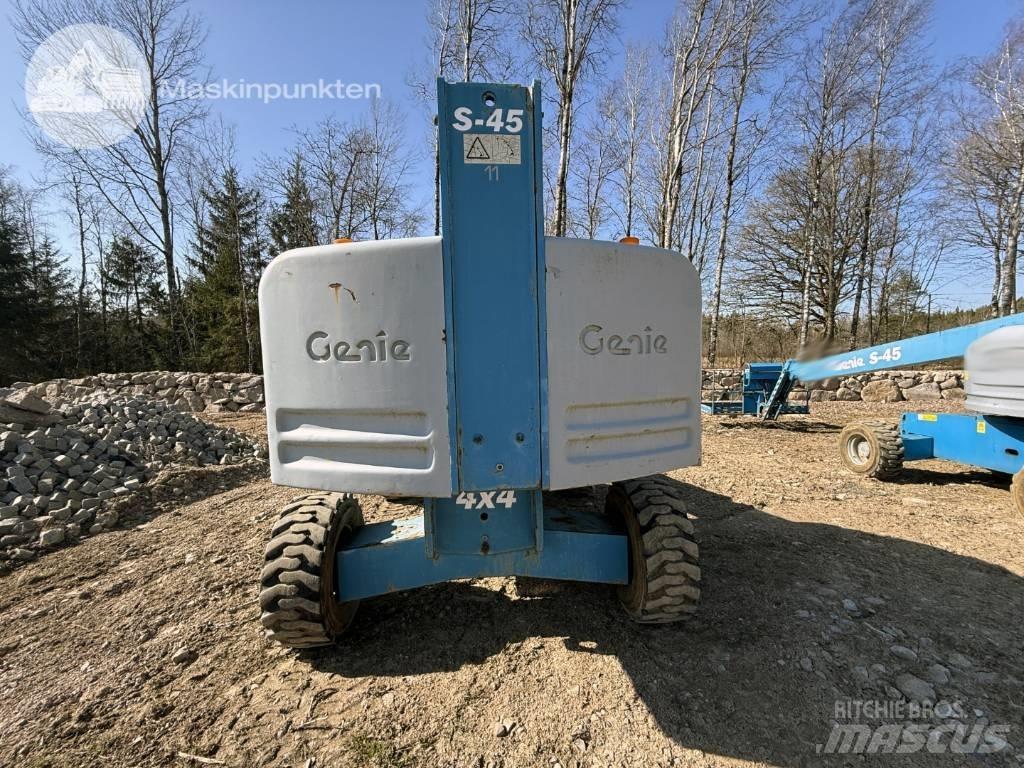 Genie S 45 Teleskopiniai keltuvai
