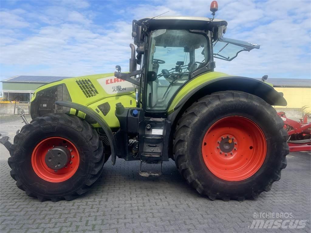 CLAAS AXION 830 Traktoriai