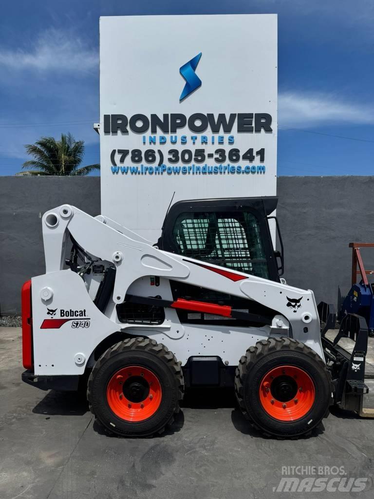 Bobcat S 740 Krautuvai su šoniniu pasukimu