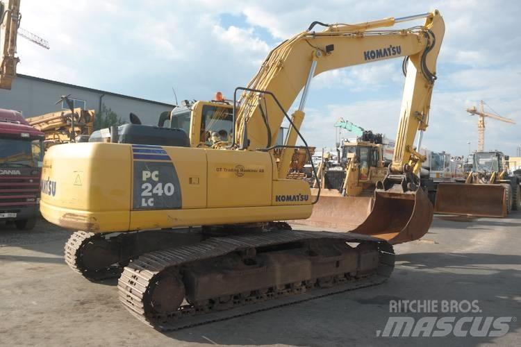 Komatsu PC240-8 Vikšriniai ekskavatoriai