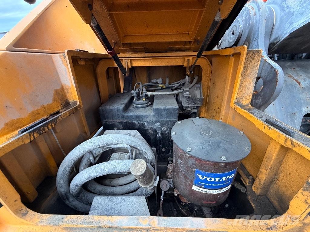 Volvo EC 250 EL Vikšriniai ekskavatoriai