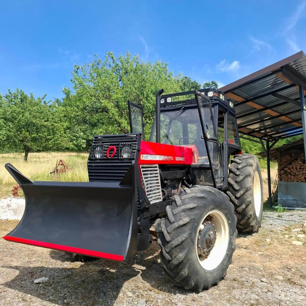 Zetor CRYSTAL Miško traktoriai