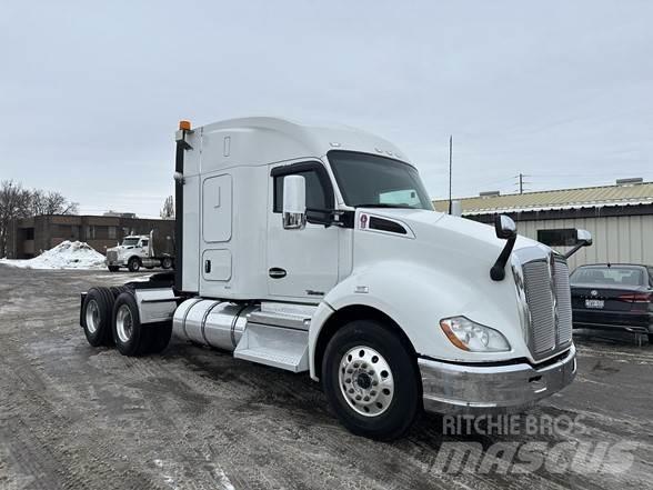 Kenworth T680 Naudoti vilkikai