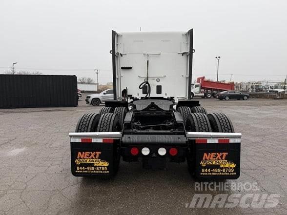 Kenworth T680 Naudoti vilkikai