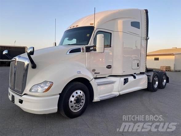 Kenworth T680 Naudoti vilkikai
