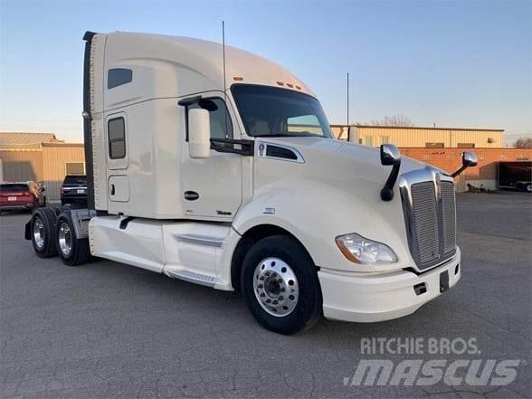 Kenworth T680 Naudoti vilkikai