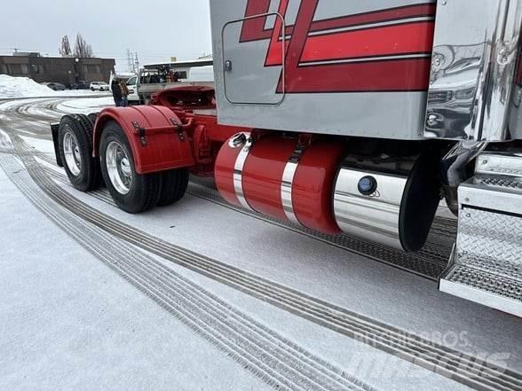 Peterbilt 389 Naudoti vilkikai