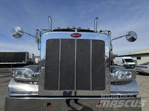 Peterbilt 389 Naudoti vilkikai