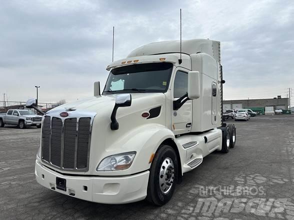 Peterbilt 579 Naudoti vilkikai