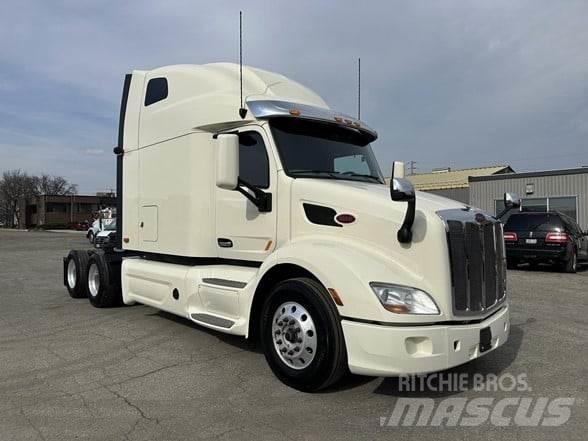 Peterbilt 579 Naudoti vilkikai