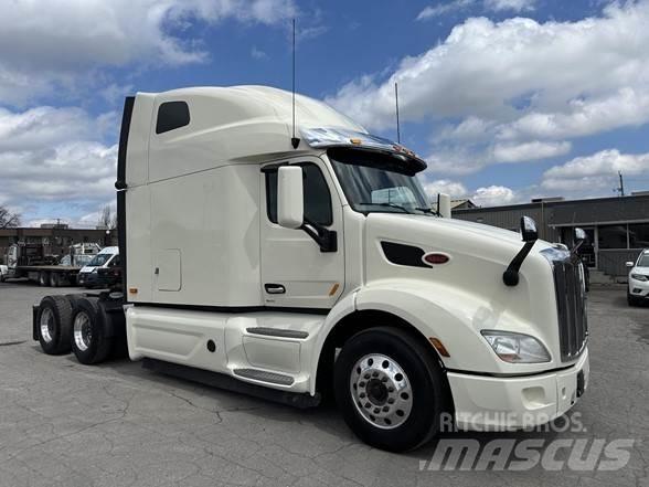 Peterbilt 579 Naudoti vilkikai