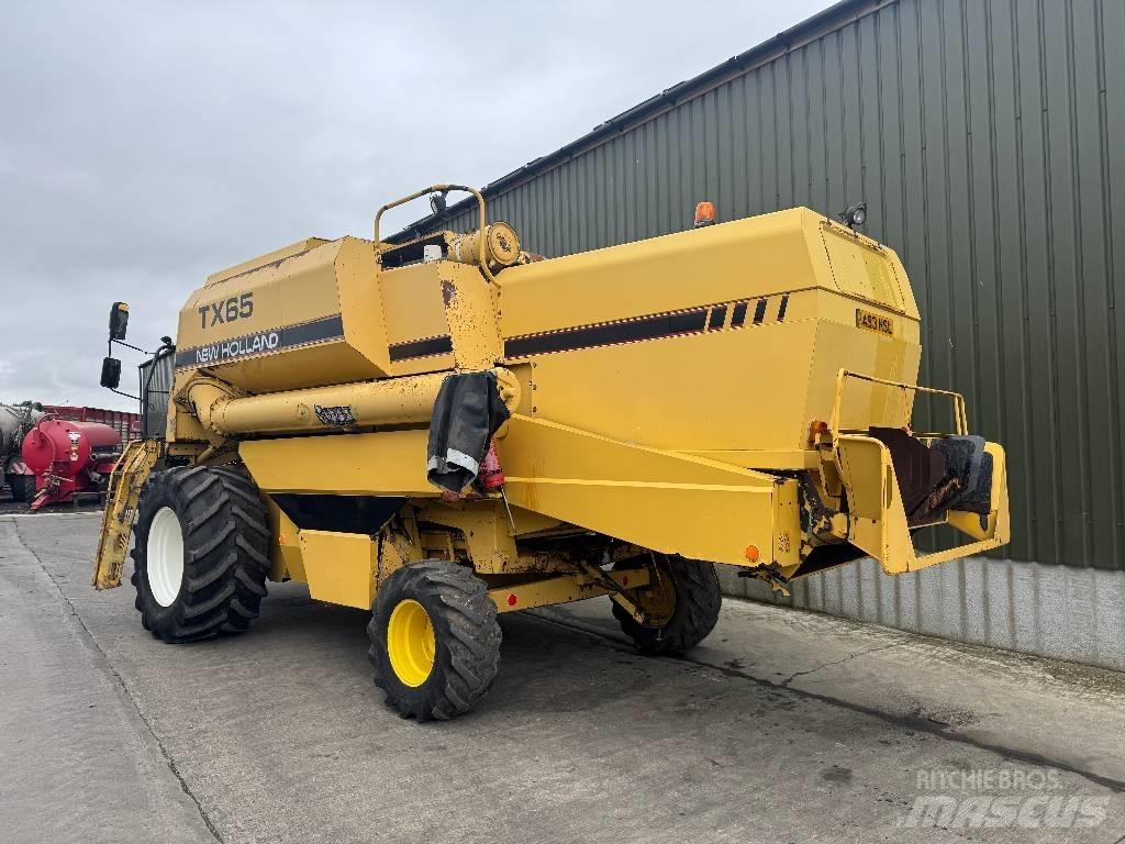 New Holland TX 65 Derliaus nuėmimo kombainai