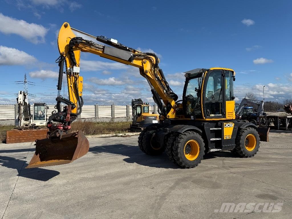 JCB Hydradig Ratiniai ekskavatoriai
