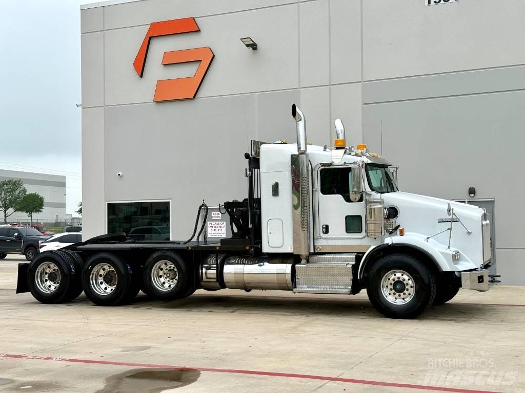 Kenworth T 800 Pagalbos kelyje automobiliai