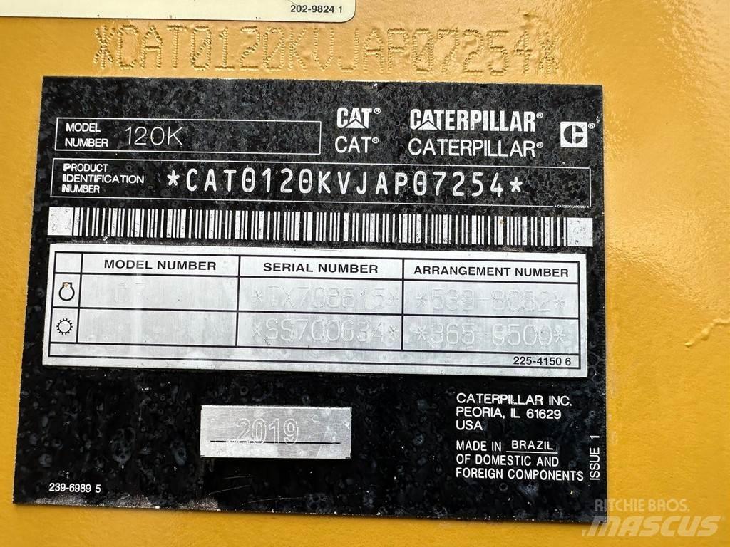 CAT 120K Greideriai