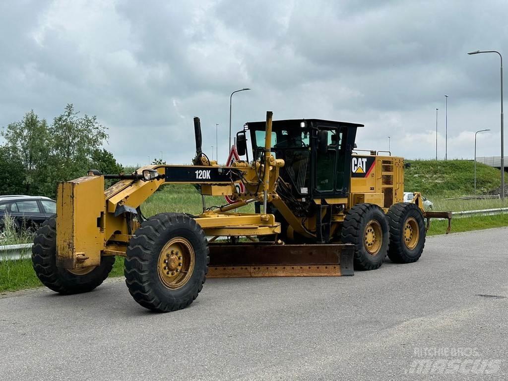 CAT 120K Greideriai