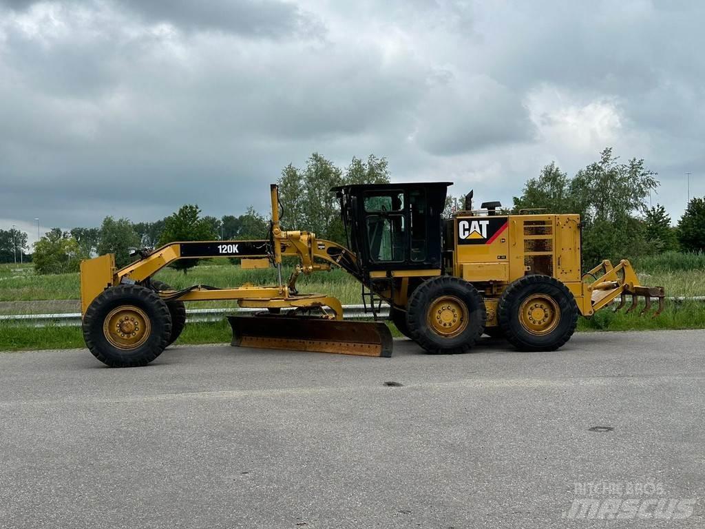 CAT 120K Greideriai