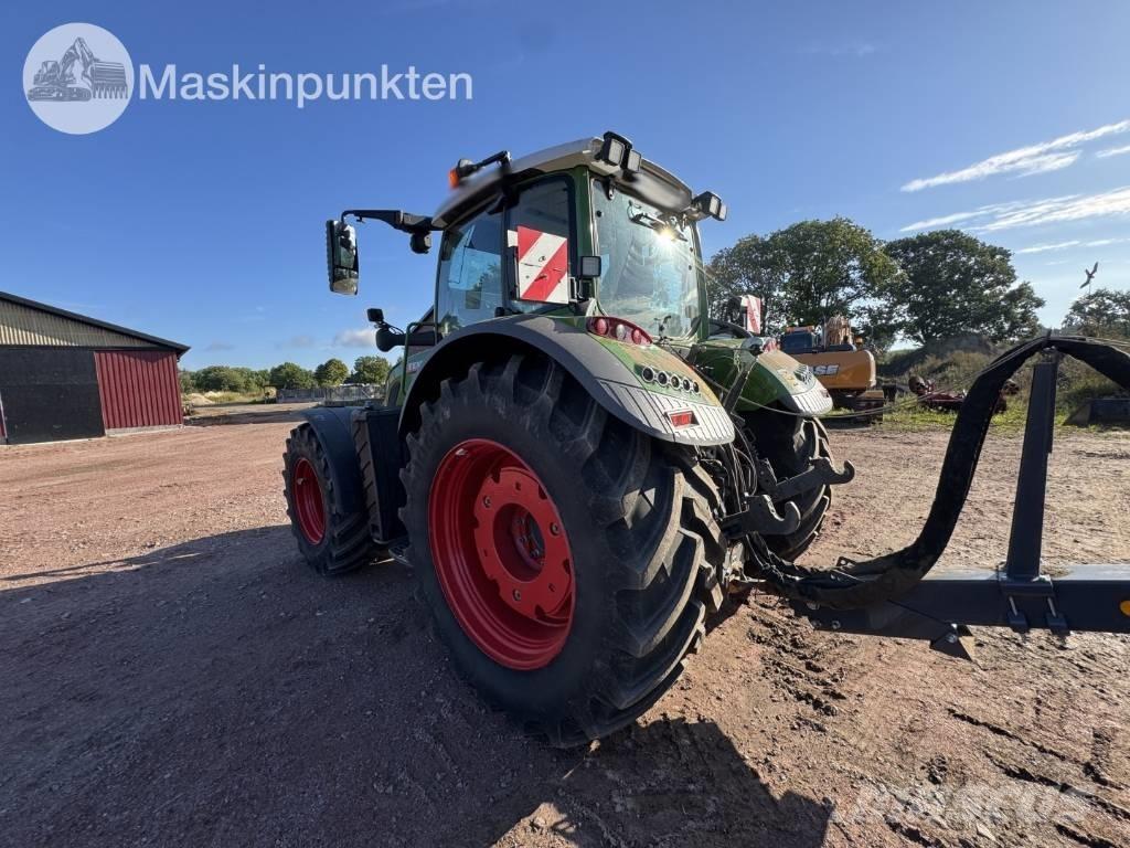 Fendt 724 Vario Traktoriai