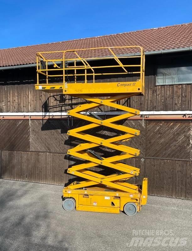 Haulotte Compact 12 Žirkliniai keltuvai