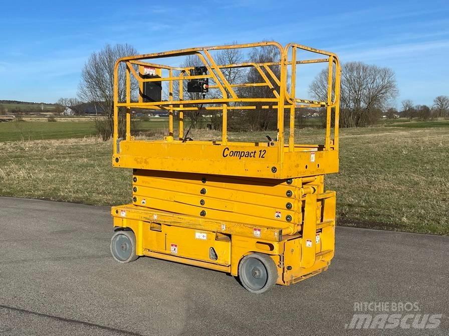 Haulotte Compact 12 Žirkliniai keltuvai