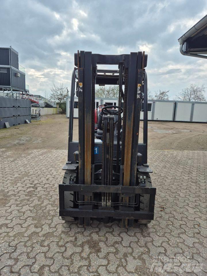 Doosan G 25 P-7 Statyba - Kita