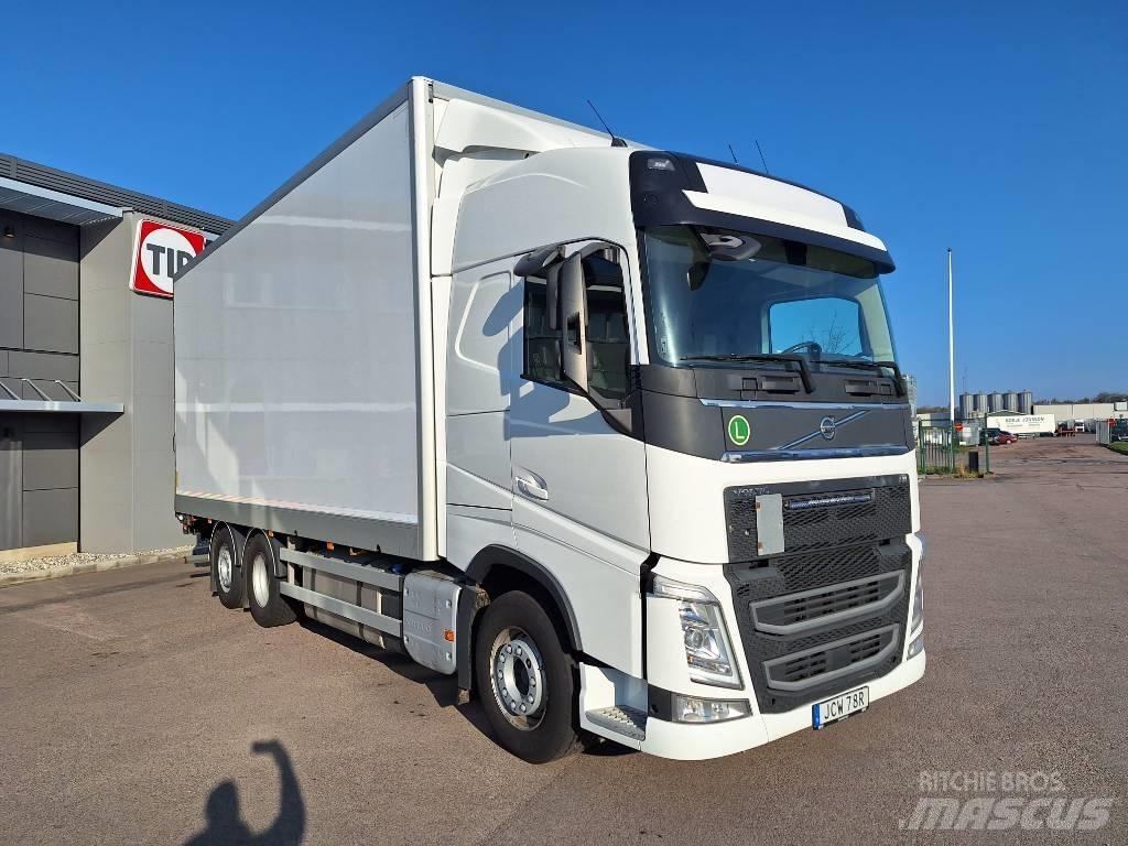 Volvo FH 500 Sunkvežimiai su dengtu kėbulu