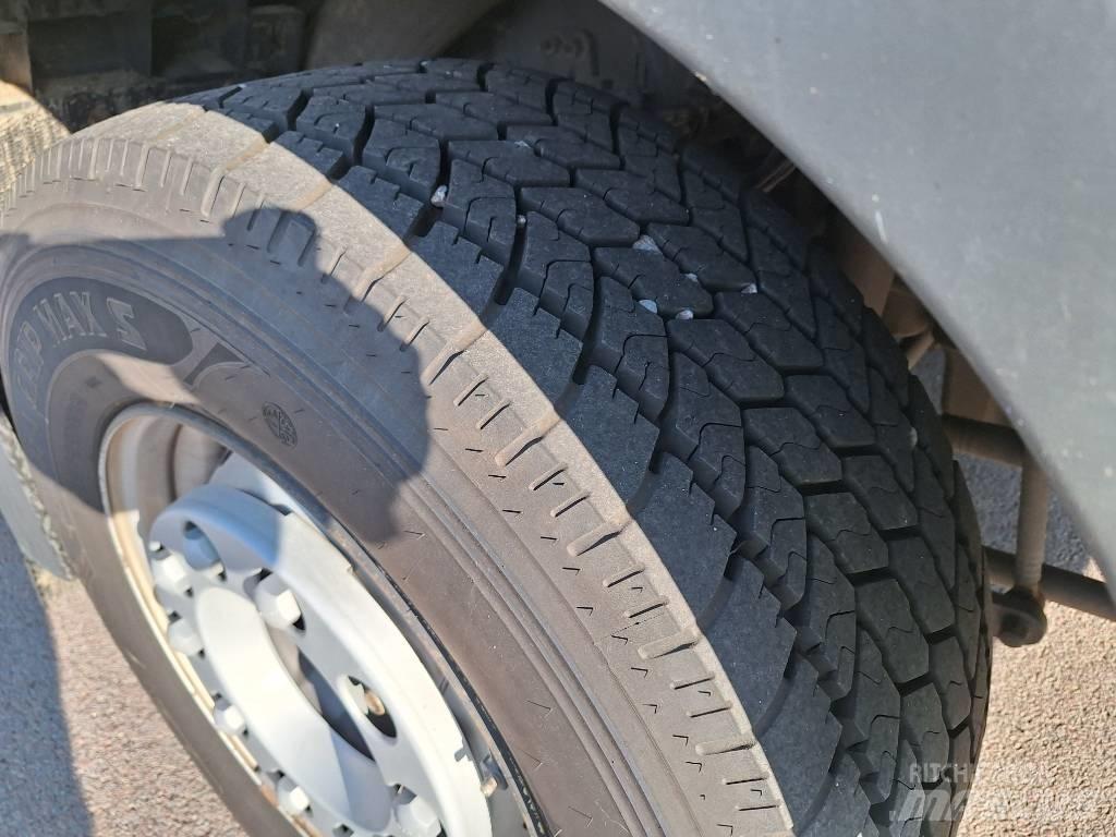 Volvo FH 500 Sunkvežimiai su dengtu kėbulu
