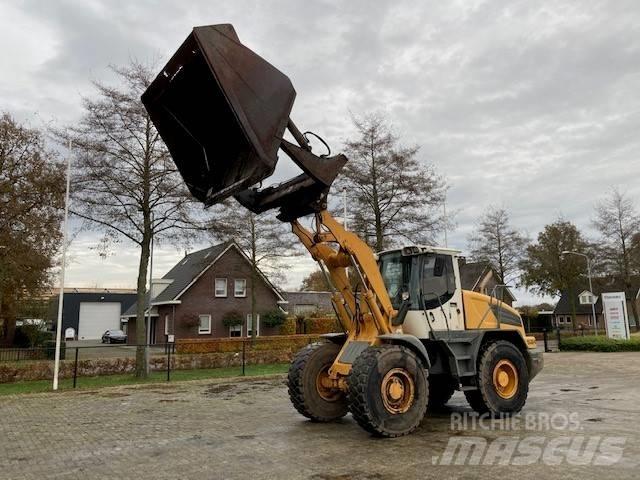 Liebherr 524 Naudoti ratiniai krautuvai