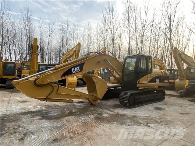 CAT 320C Vikšriniai ekskavatoriai
