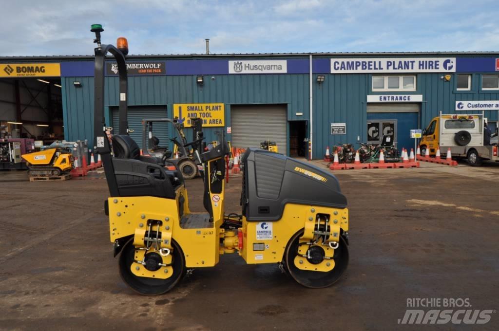 Bomag BW 80 AD-5 Porinių būgnų volai