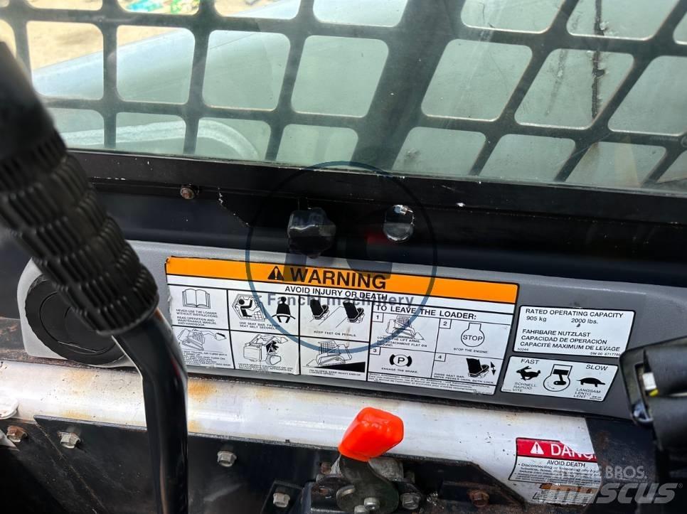 Bobcat 864 Krautuvai su šoniniu pasukimu