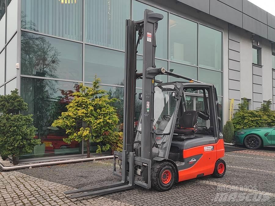 Linde E30L-01 Elektriniai šakiniai krautuvai