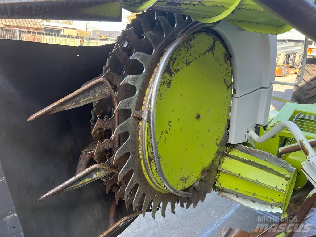 CLAAS RU 450 Xtra Pašarų ruošimo technika