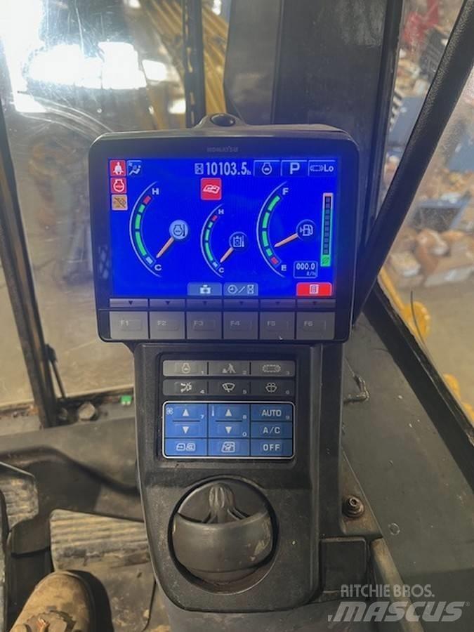 Komatsu PC210LL-10 Strėliniai krautuvai