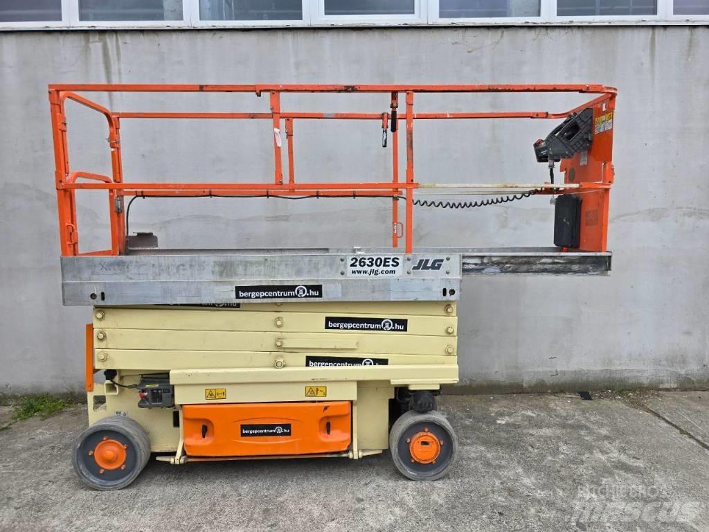 JLG 2630 ES Žirkliniai keltuvai