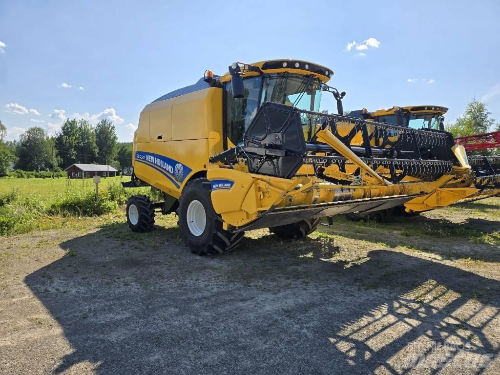 New Holland TC 4.90 Derliaus nuėmimo kombainai