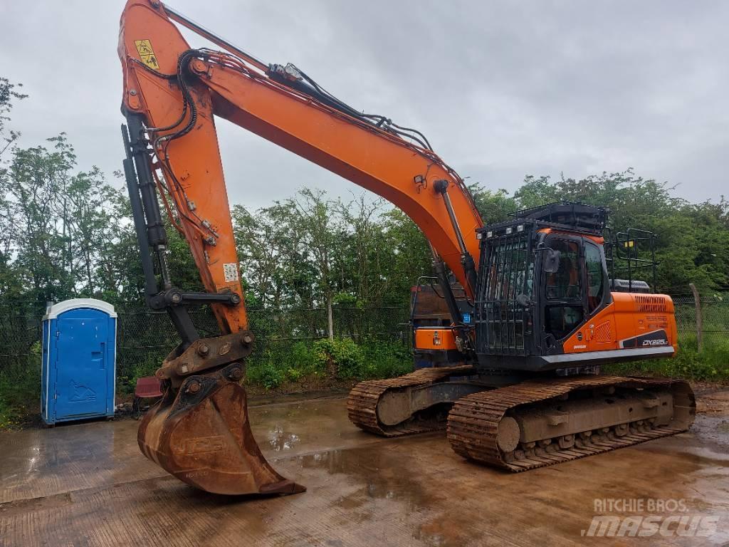 Doosan DX 225 LC-5 Vikšriniai ekskavatoriai