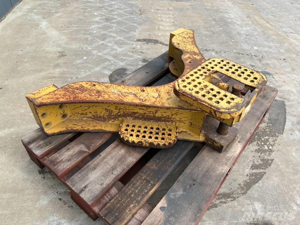 CAT D6N / D6M Kiti naudoti statybos komponentai