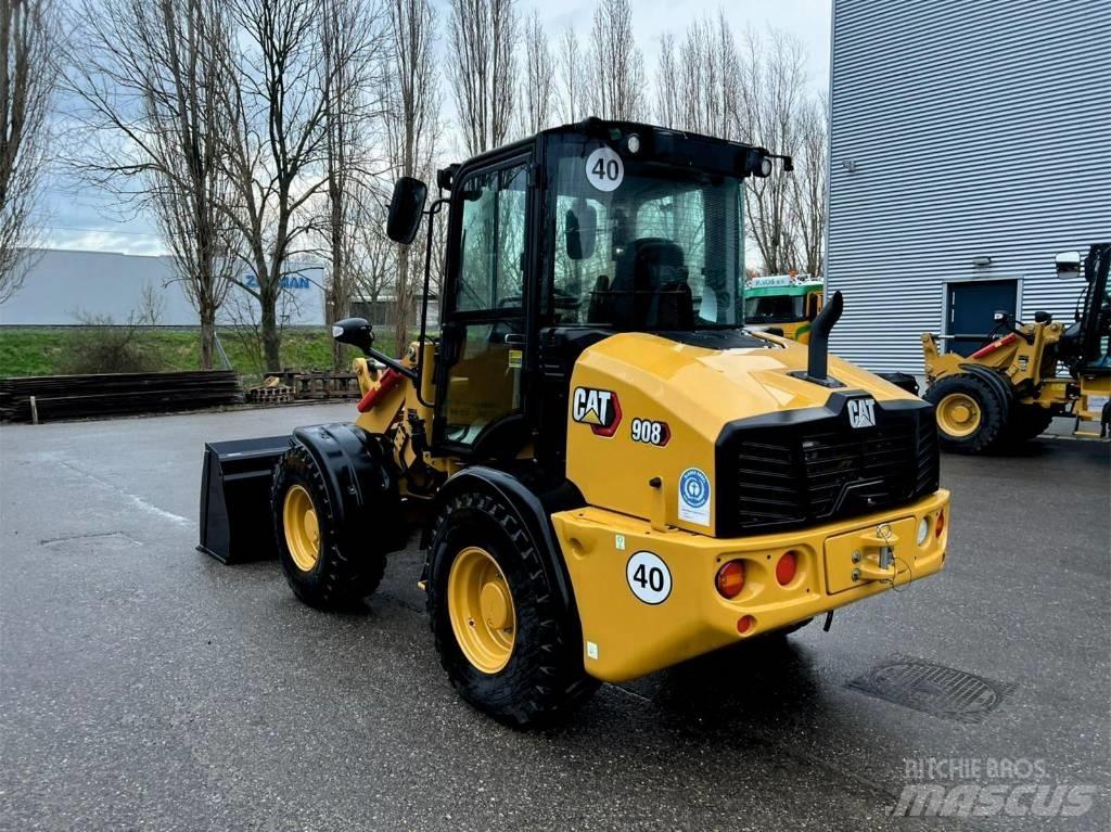 CAT 908 Naudoti ratiniai krautuvai