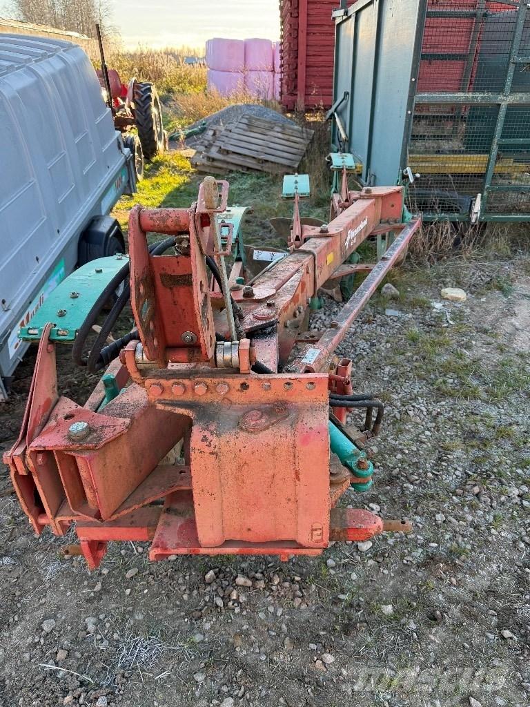 Kverneland AD-85 Standartiniai plūgai