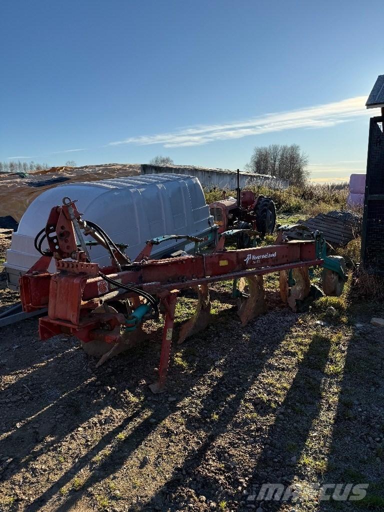 Kverneland AD-85 Standartiniai plūgai