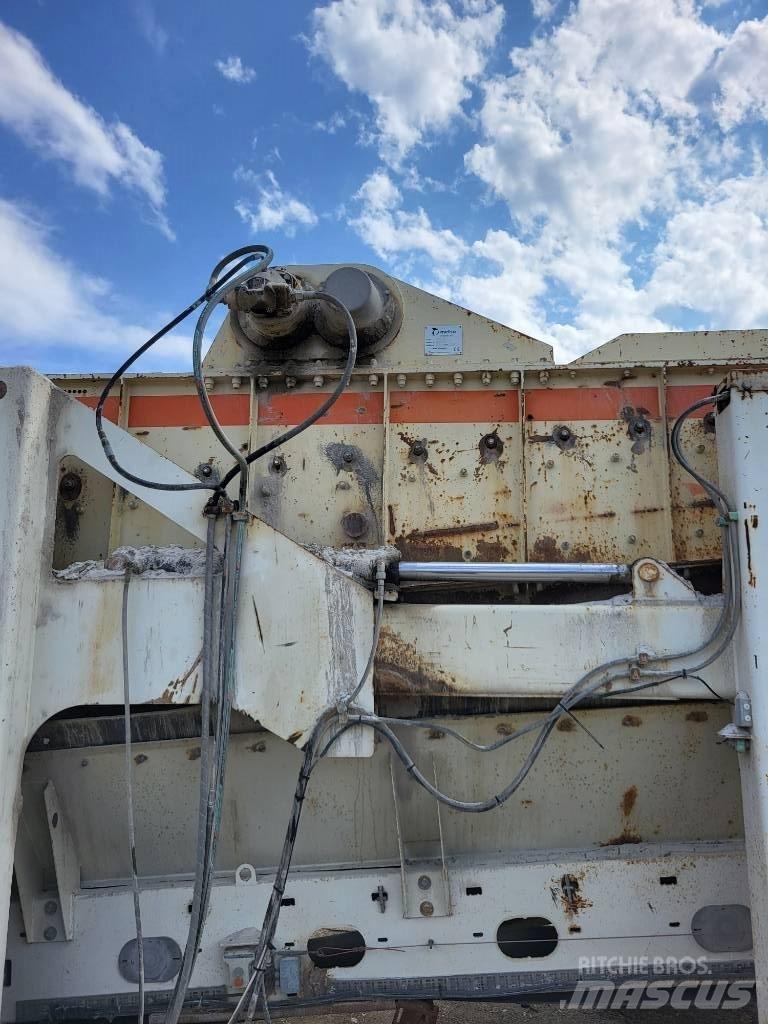 Metso LT 300 GPB Mobilūs smulkintuvai