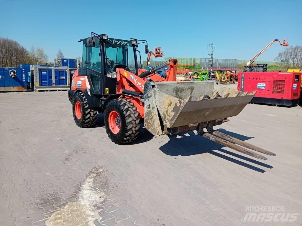 Kubota R 082 Naudoti ratiniai krautuvai