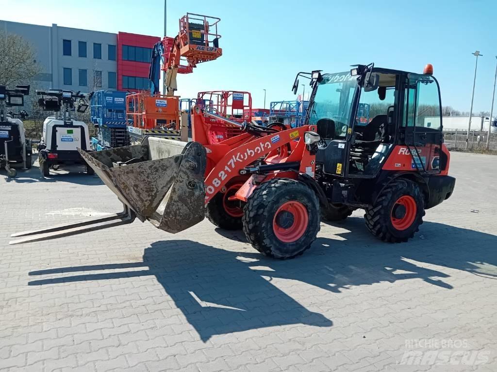 Kubota R 082 Naudoti ratiniai krautuvai