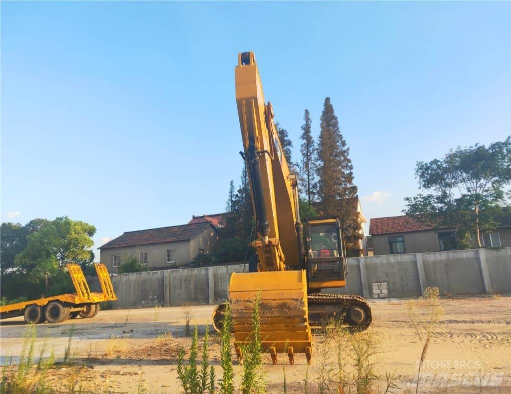 CAT 325 D L Vikšriniai ekskavatoriai