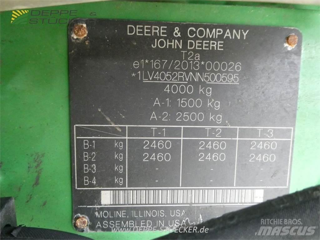 John Deere 4052R Naudoti kompaktiški traktoriai