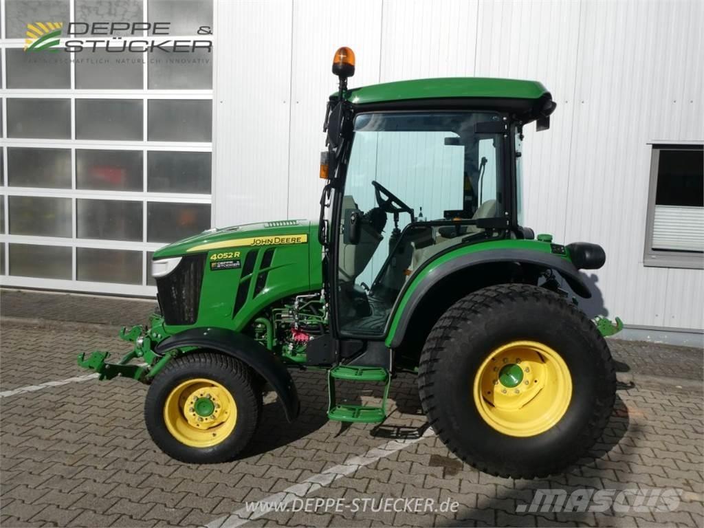 John Deere 4052R Naudoti kompaktiški traktoriai