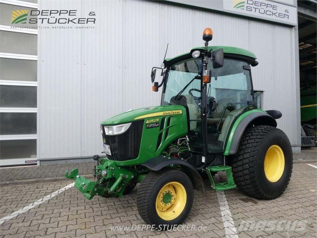 John Deere 4052R Naudoti kompaktiški traktoriai