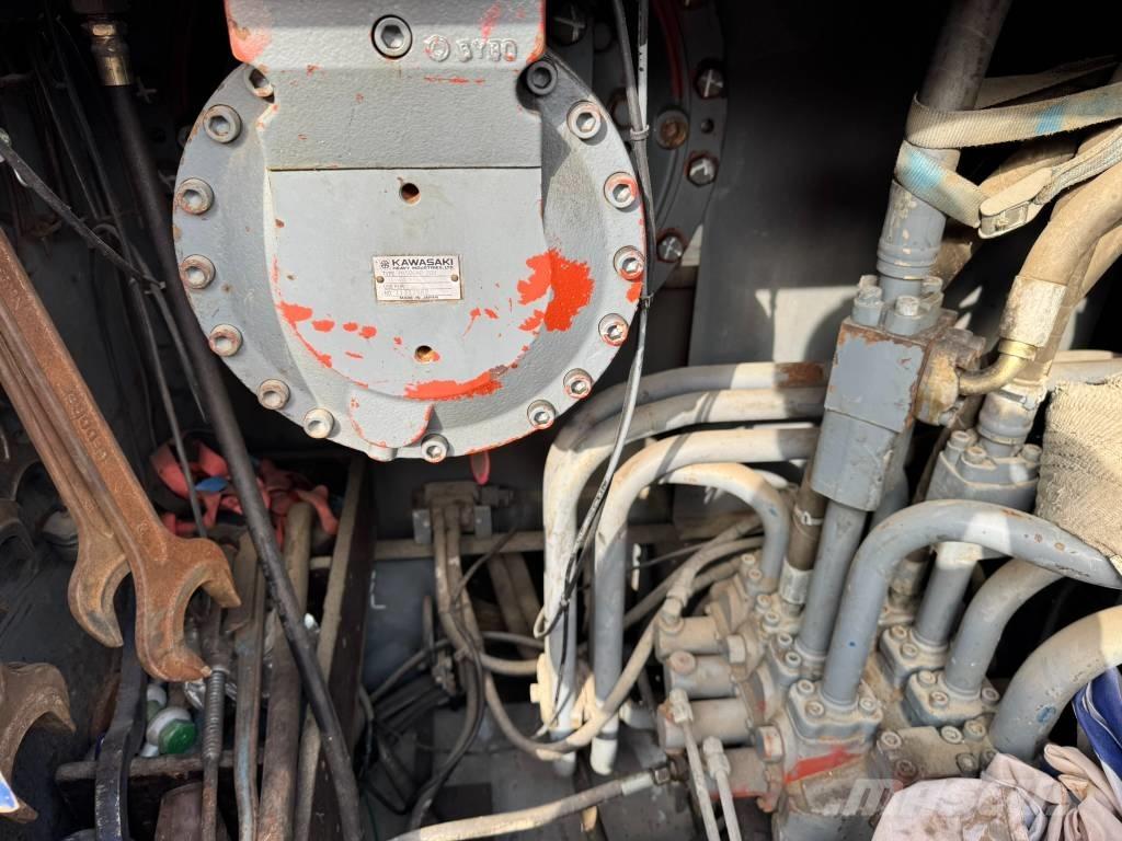 Hitachi KH300-3 PD Vikšriniai kranai