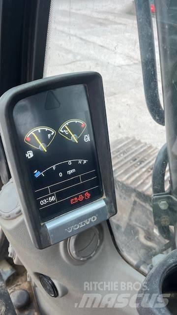 Volvo EC 220 DL Vikšriniai ekskavatoriai